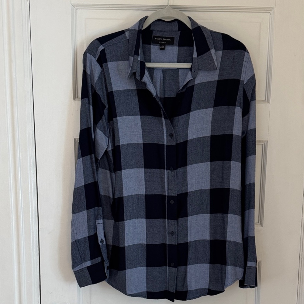 Black and Gray Checkered Shirt